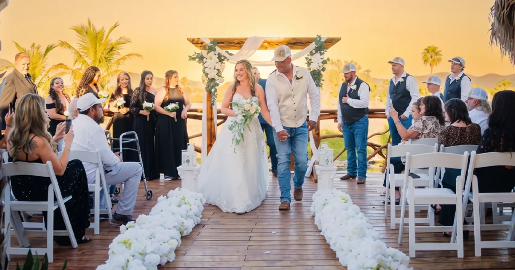 Find out who benefits most from an outdoor wedding venue in Avon Park, from nature-loving couples to corporate retreat planners and families.